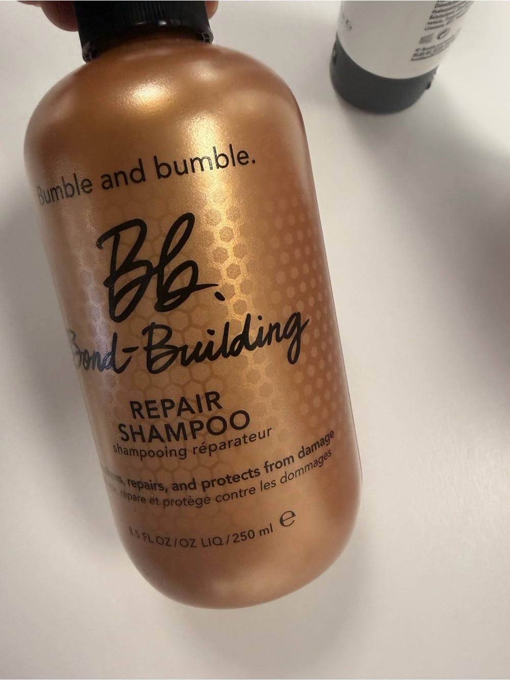 Bumble and bumble Bond-Building Hair Repair Shampoo 250ml new